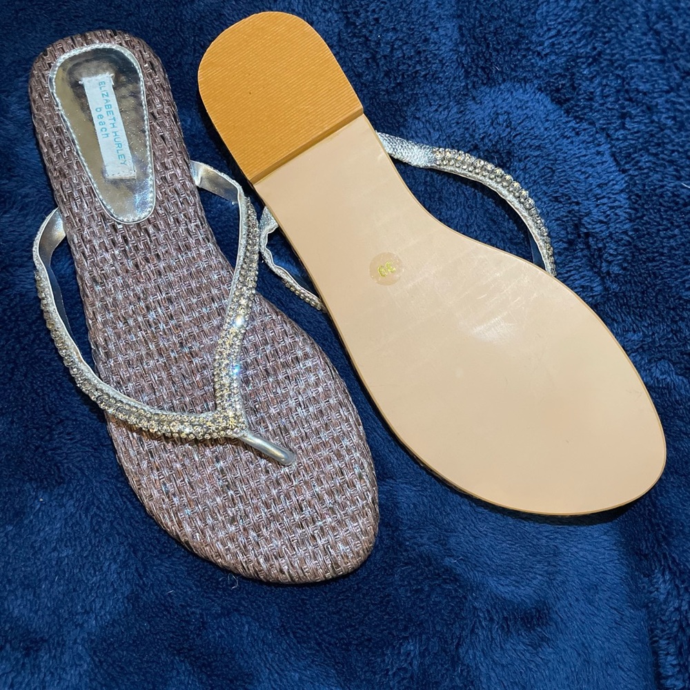Elizabeth Hurley size 9 Crystal beach sandals